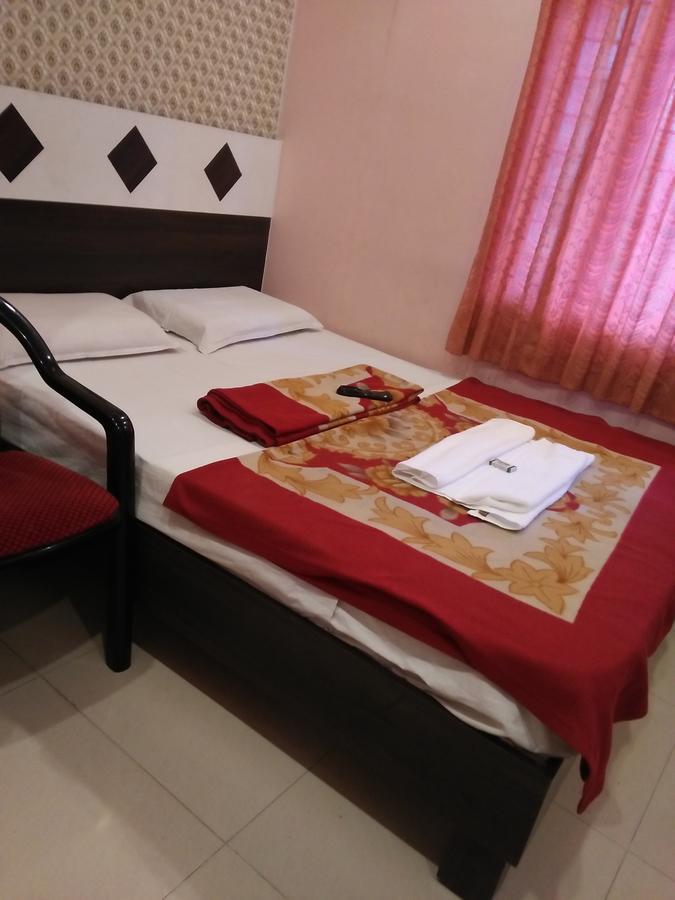 Hotel Sangeeth Lodging Mysore Exterior foto